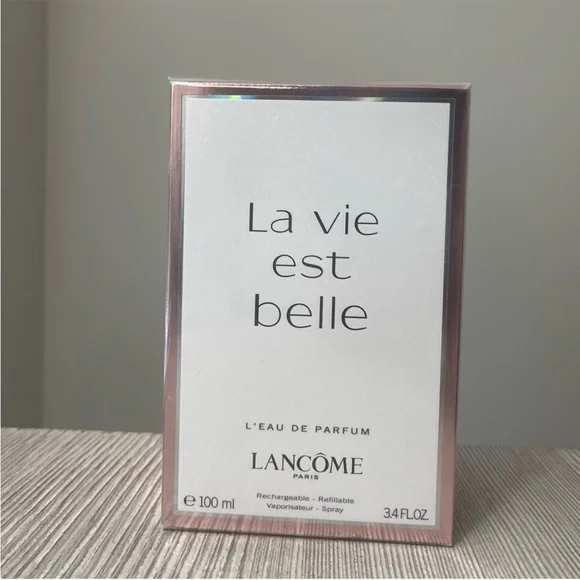 Lancôme La Vie Est Belle Eau de Parfum - Picture 1 of 5